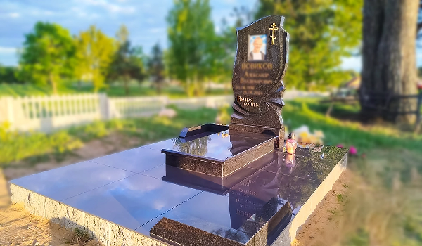 Контактная форма. Позвоните нам: +375 44 713-19-00, посетите нас Московсеий 55л